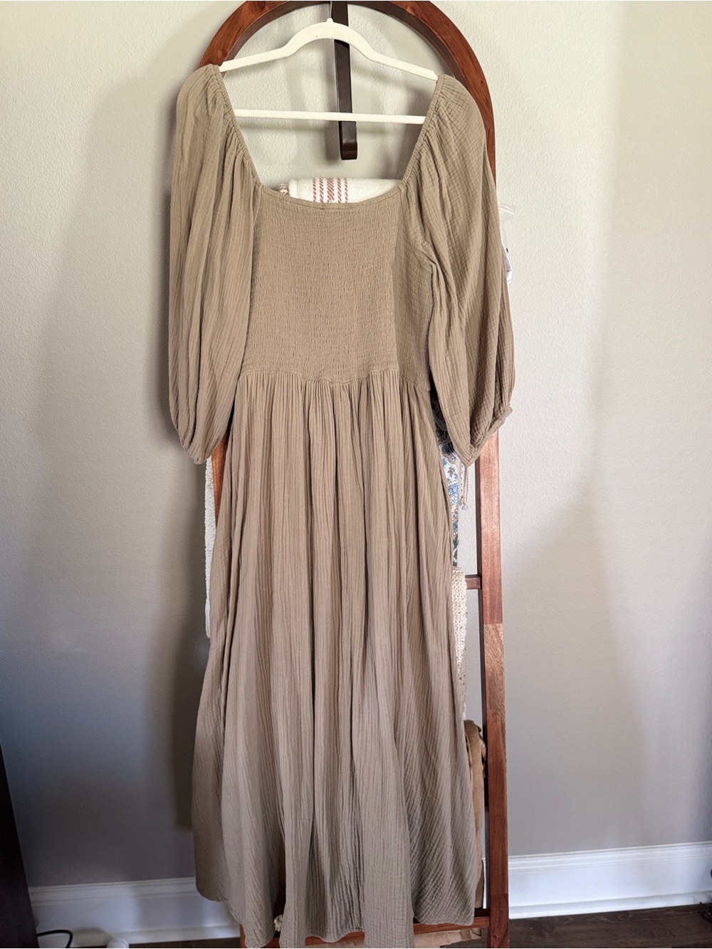 Neuflora "Hartselle Dress" in Taupe - Picture 10 of 15